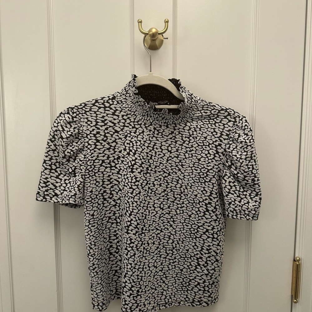 Zara smocked neck cheetah top